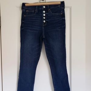 Gap Women’s Blue High-Rise Jeans